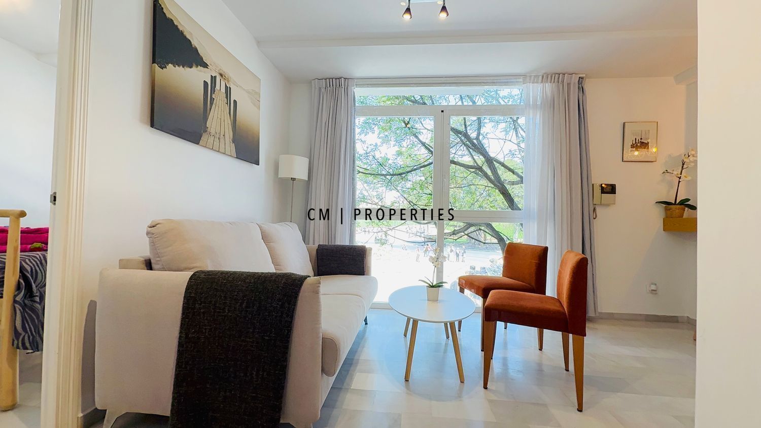 Living room of Flat to rent in  Valencia Capital  with Air Conditioner, Heating and Furnished