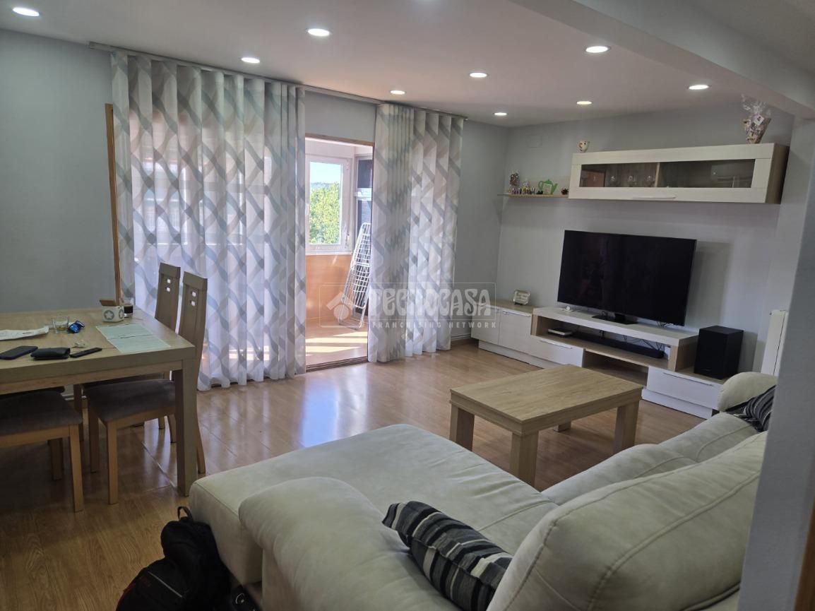 Sala de estar de Piso en venta en Alcalá de Henares con Aire acondicionado, Calefacción y Terraza