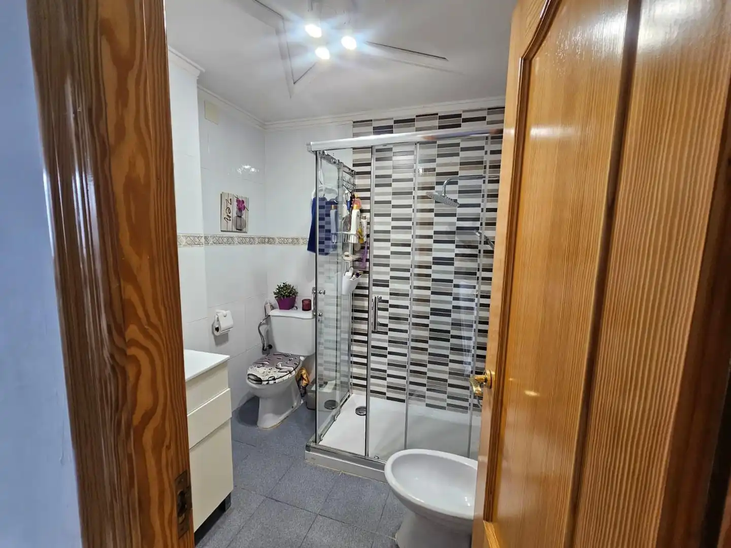 Baño de Casa o chalet en venta en Sagunto / Sagunt con Calefacción, Terraza y Trastero