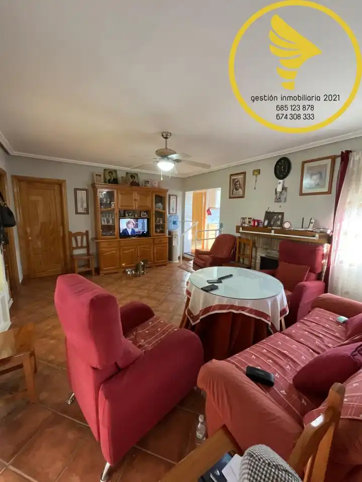 Sala de estar de Finca rústica en venta en Linares