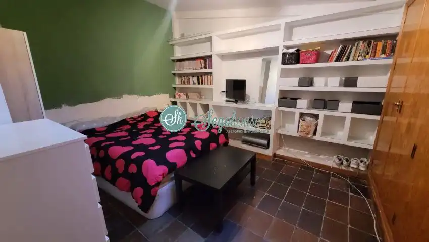 Bedroom of Flat for sale in Segovia  with Heating