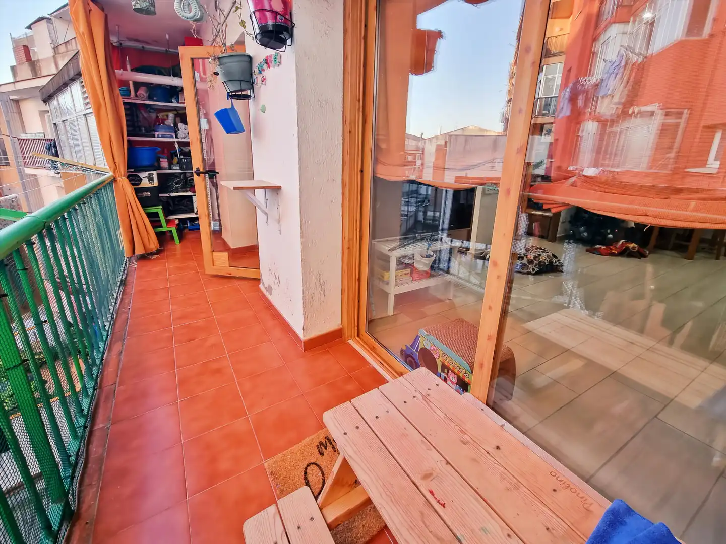 Terraza de Piso en venta en Mataró con Calefacción, Trastero y Horno
