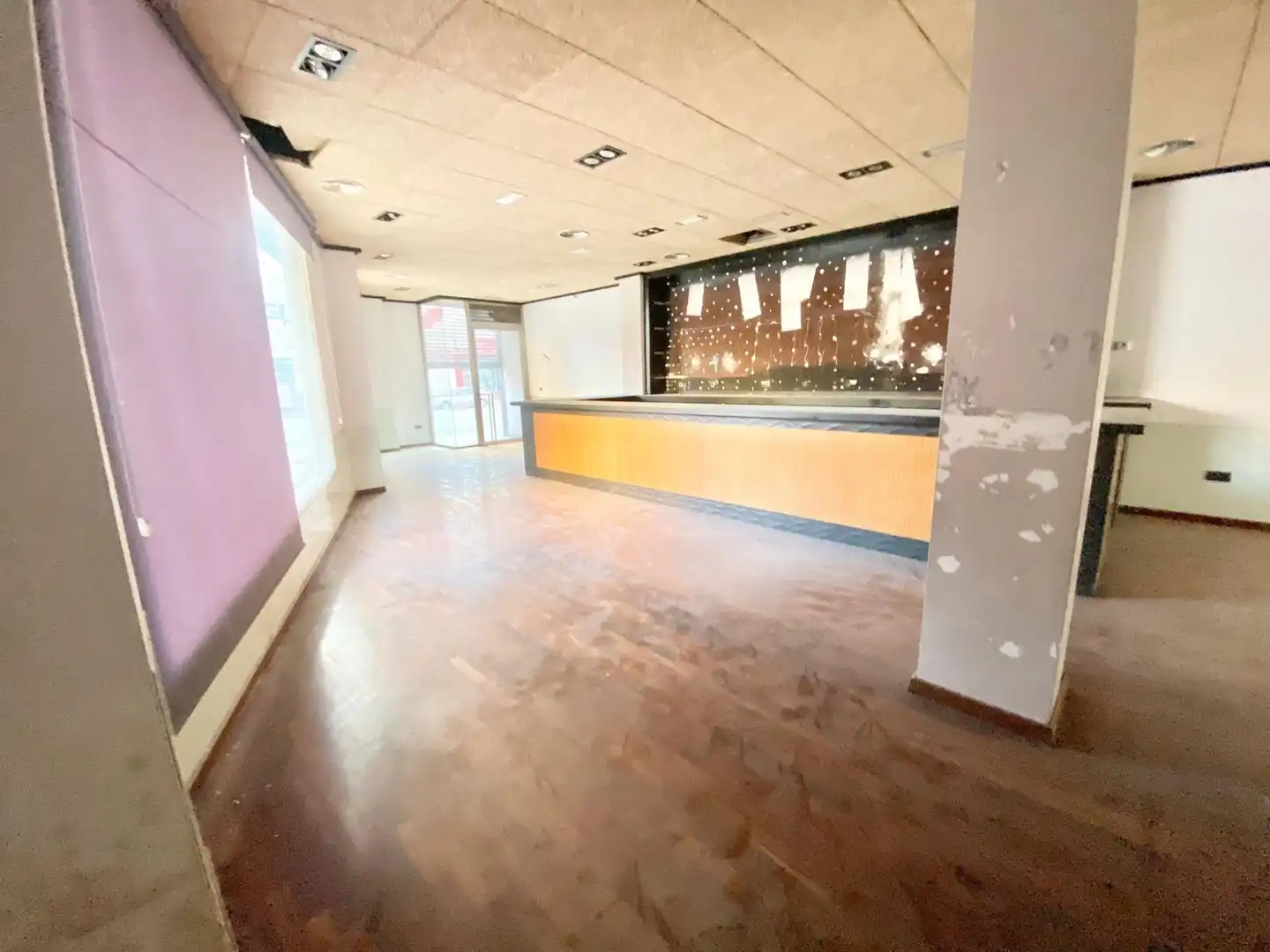 Local en venta en Lorca con Aire acondicionado y Amueblado