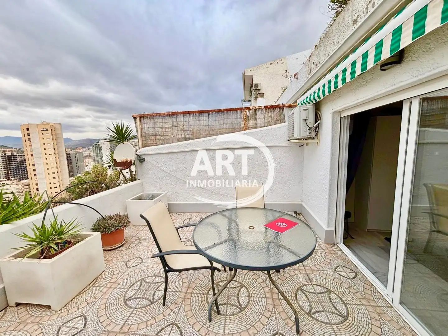 Terraza de Estudio en venta en Benidorm con Aire acondicionado, Calefacción y Terraza
