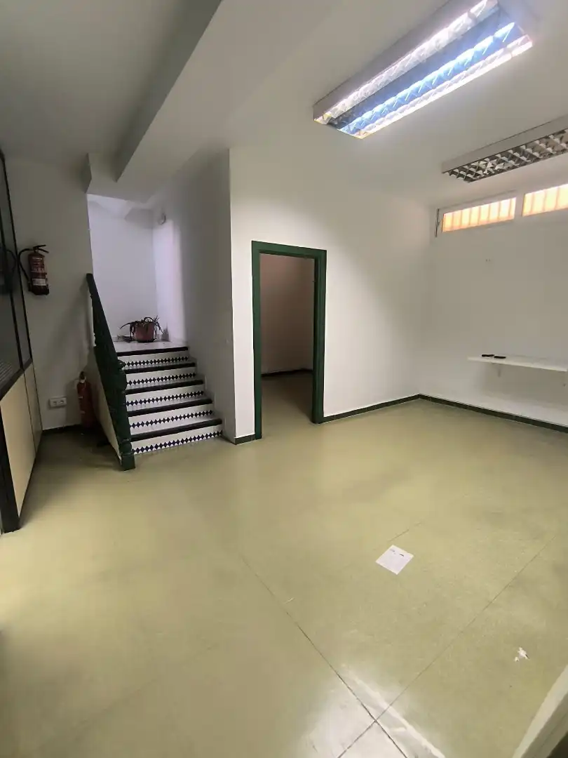 Local en venta en Fuengirola con Aire acondicionado y Alarma