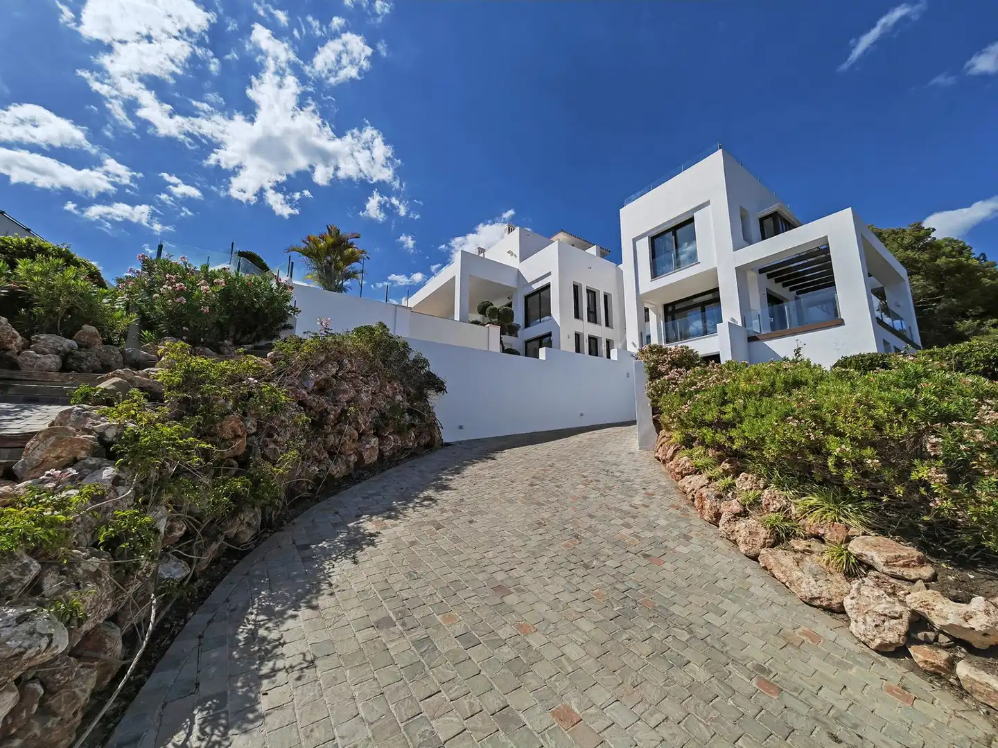 Chalet con piscina en venta en Urbanizacion los Altos de los Monteros, imagen 34