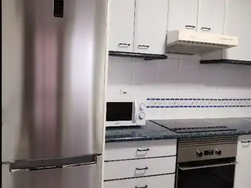 Küche von Wohnung zum Verkauf in  Madrid Capital mit Klimaanlage und Terrasse