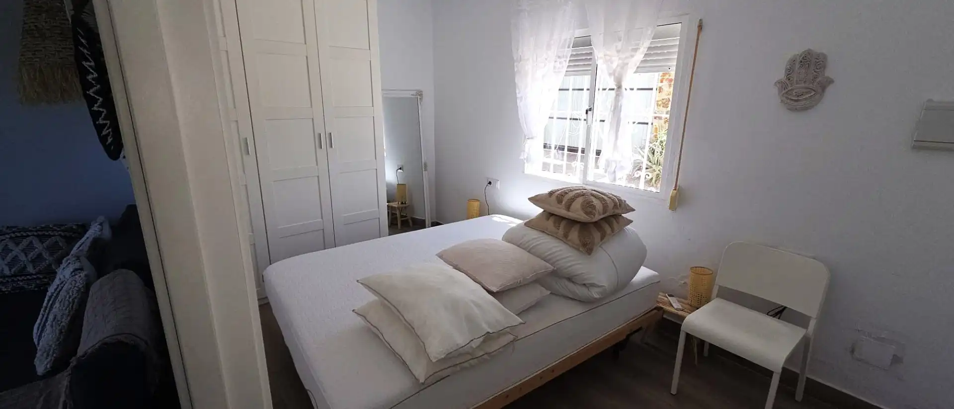 Schlafzimmer von Einfamilien-Reihenhaus zum Verkauf in Alhaurín de la Torre mit Klimaanlage, Privatgarten und Terrasse
