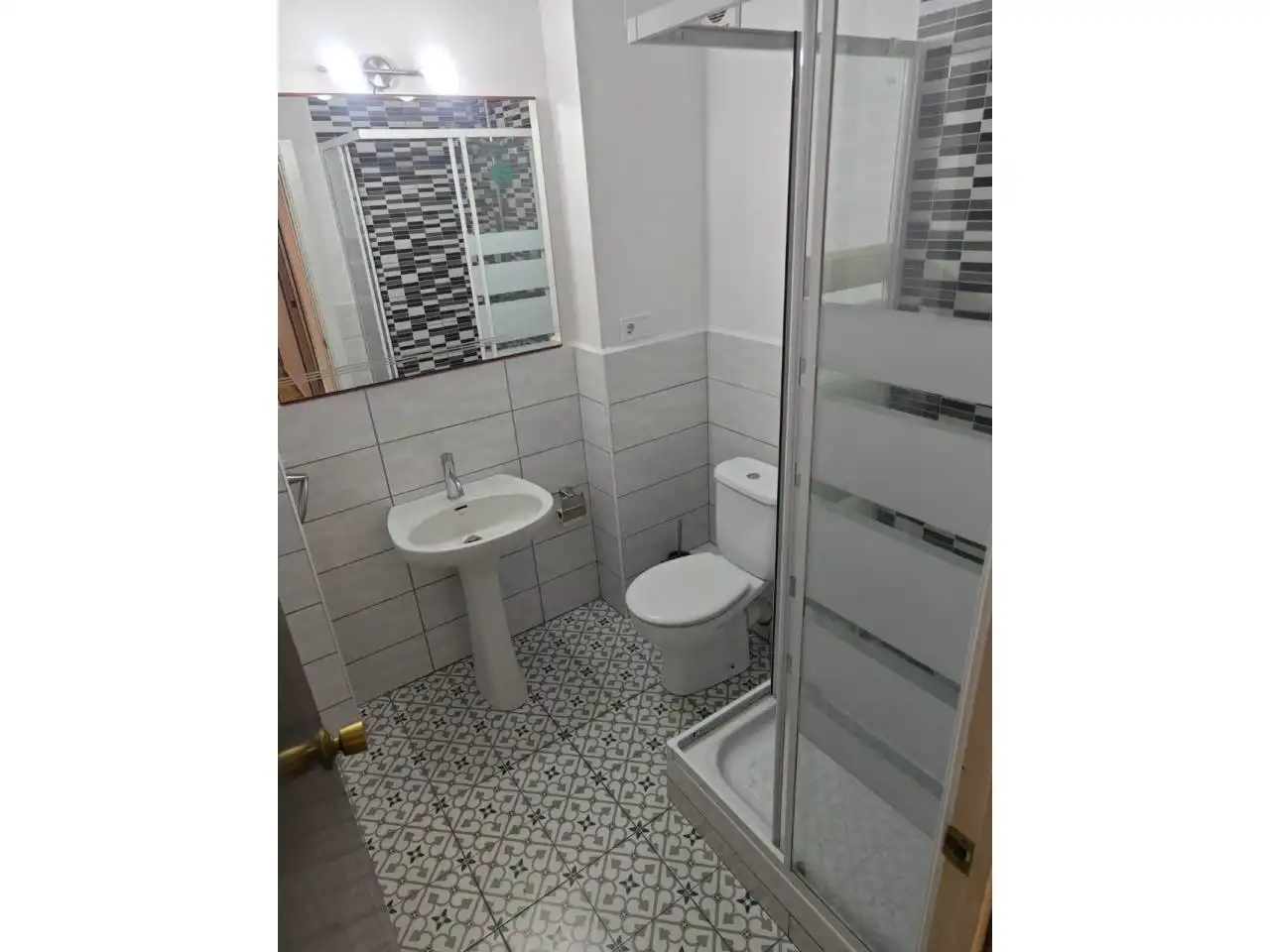 Baño de Piso en venta en Terrassa con Calefacción