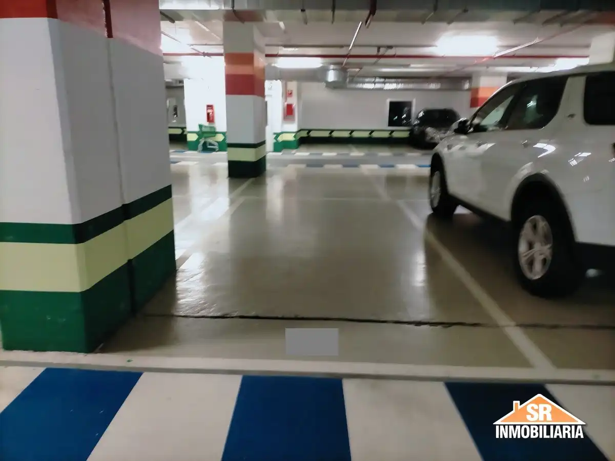Parking of Garage for rent in A Coruña Capital 