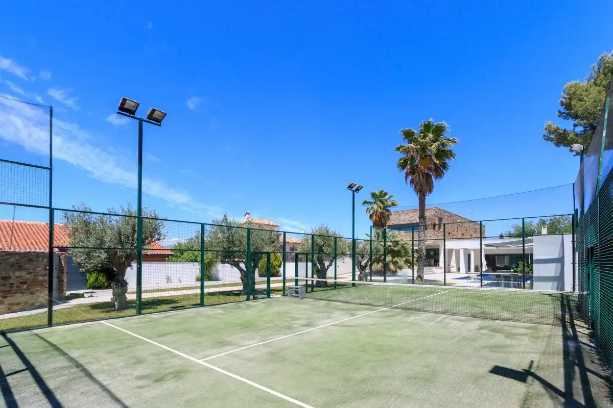 Chalet con piscina en venta en Calle Abeto 8, imagen 25