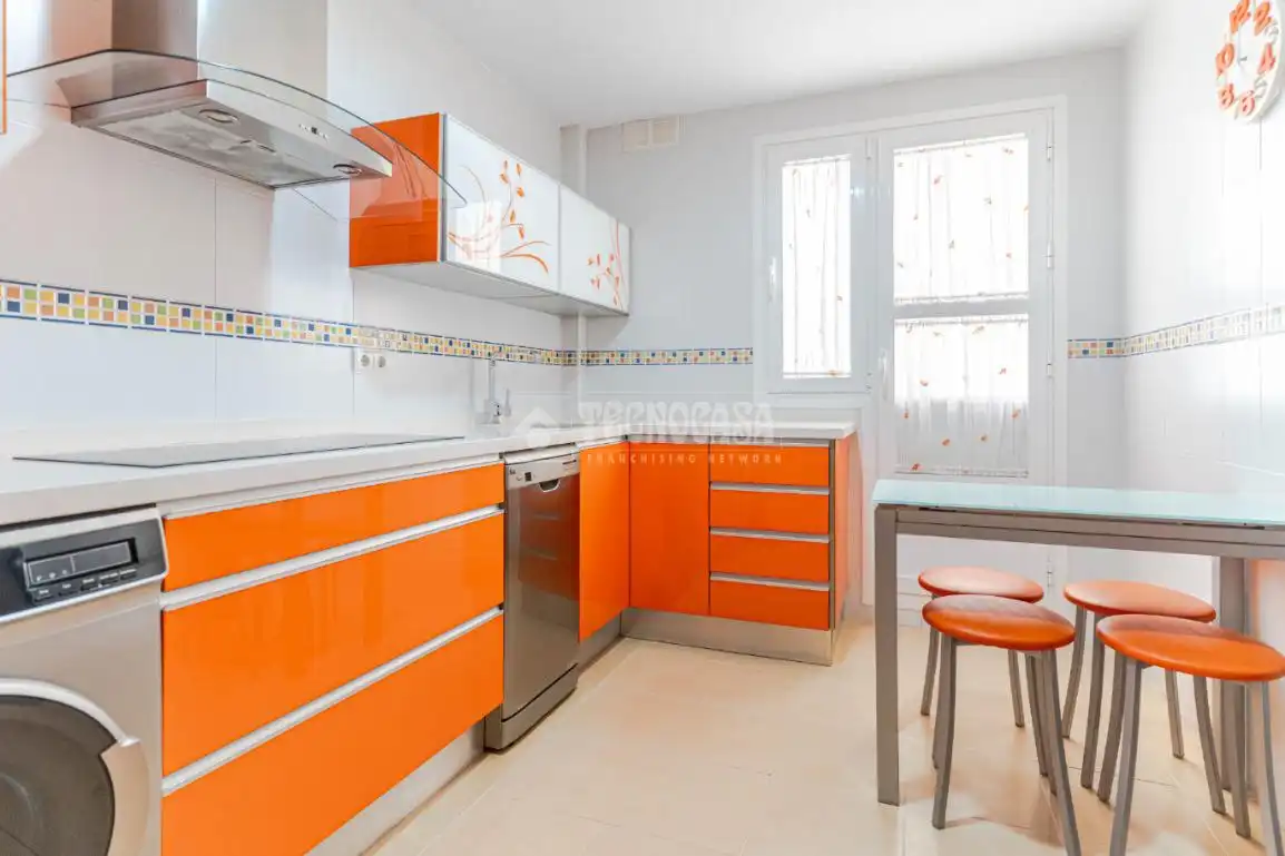 Küche von Wohnung zum Verkauf in Polopos mit Klimaanlage, Terrasse und Gemeinschaftspool