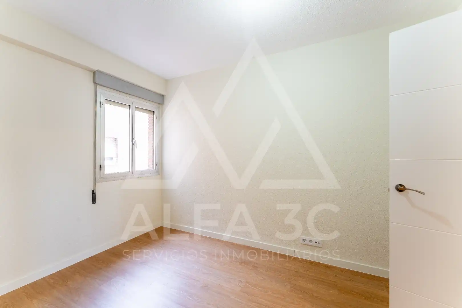Bedroom of Flat for sale in Madrid  with Terrace