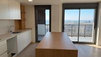 Küche von Wohnung zum verkauf in  Lleida Capital mit Klimaanlage, Heizung und Parkett