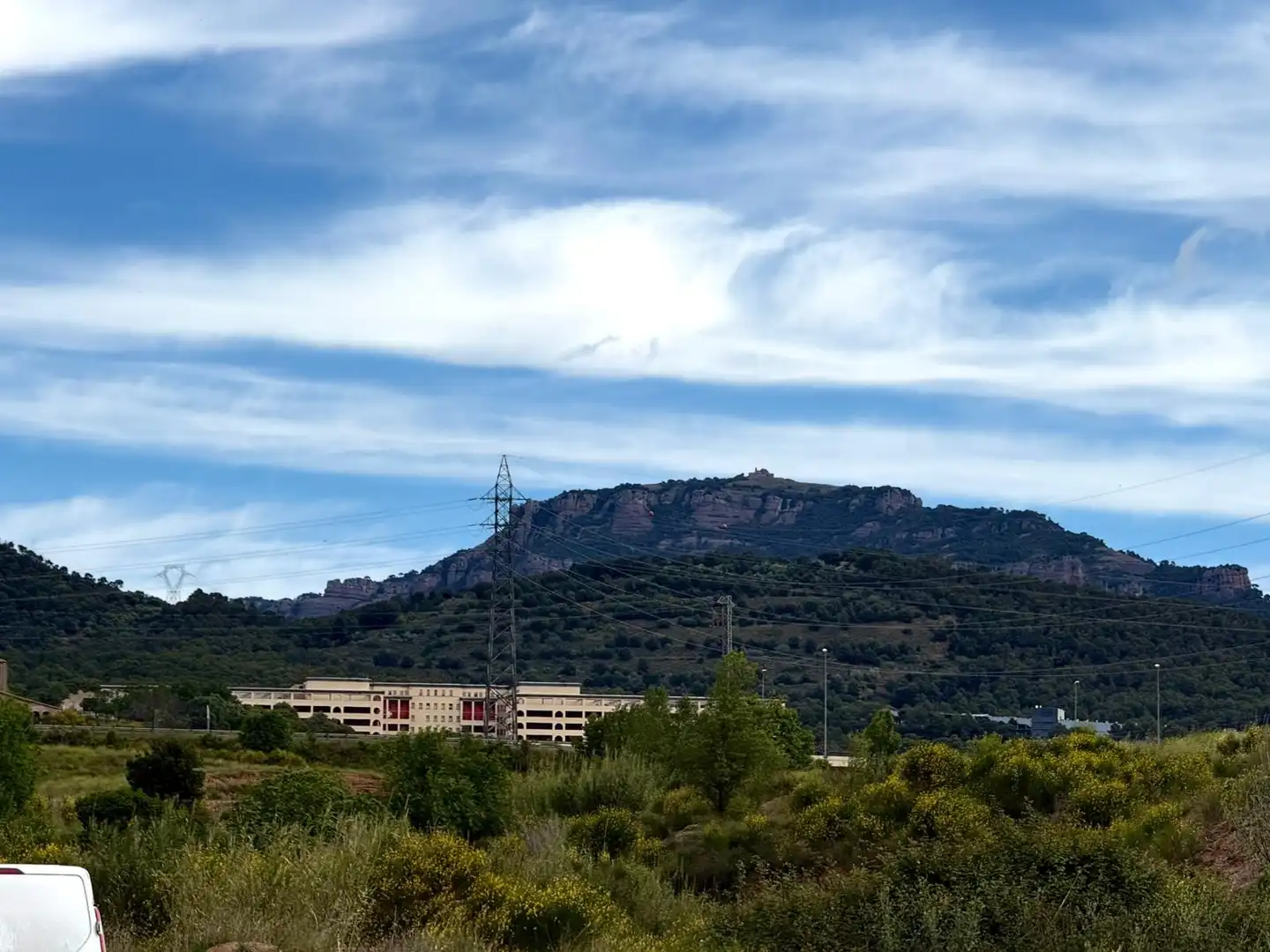 Außenansicht von Residential zum Verkauf in Terrassa