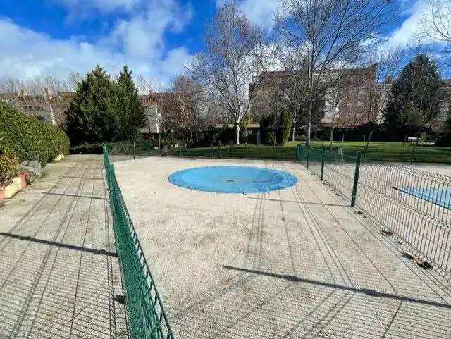 Parking de Ático en venta en Rivas-Vaciamadrid con Aire acondicionado, Calefacción y Terraza