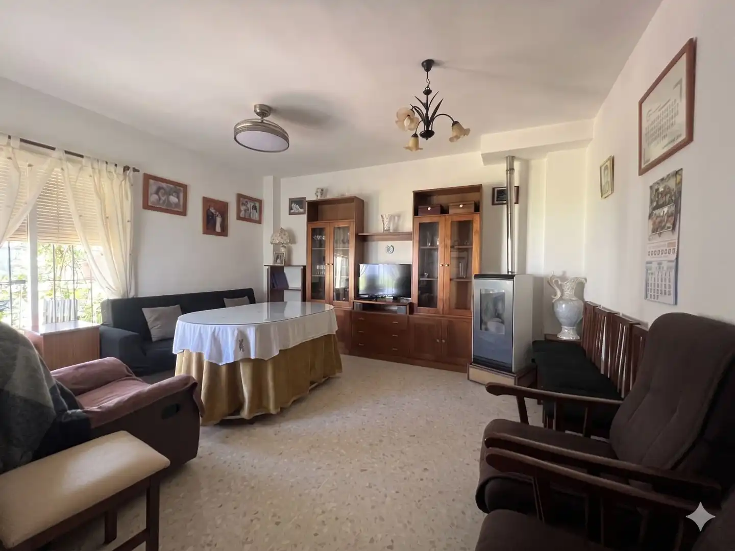Sala d'estar de Casa o xalet en venda en San Nicolás del Puerto amb Traster