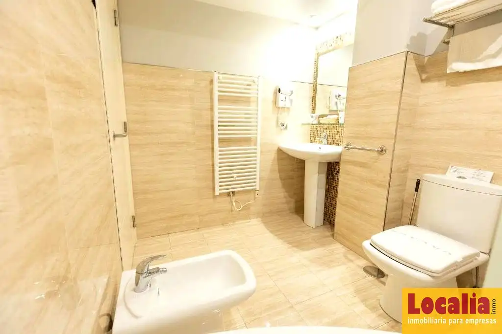 Baño de Edificio en venta en Torrelavega 