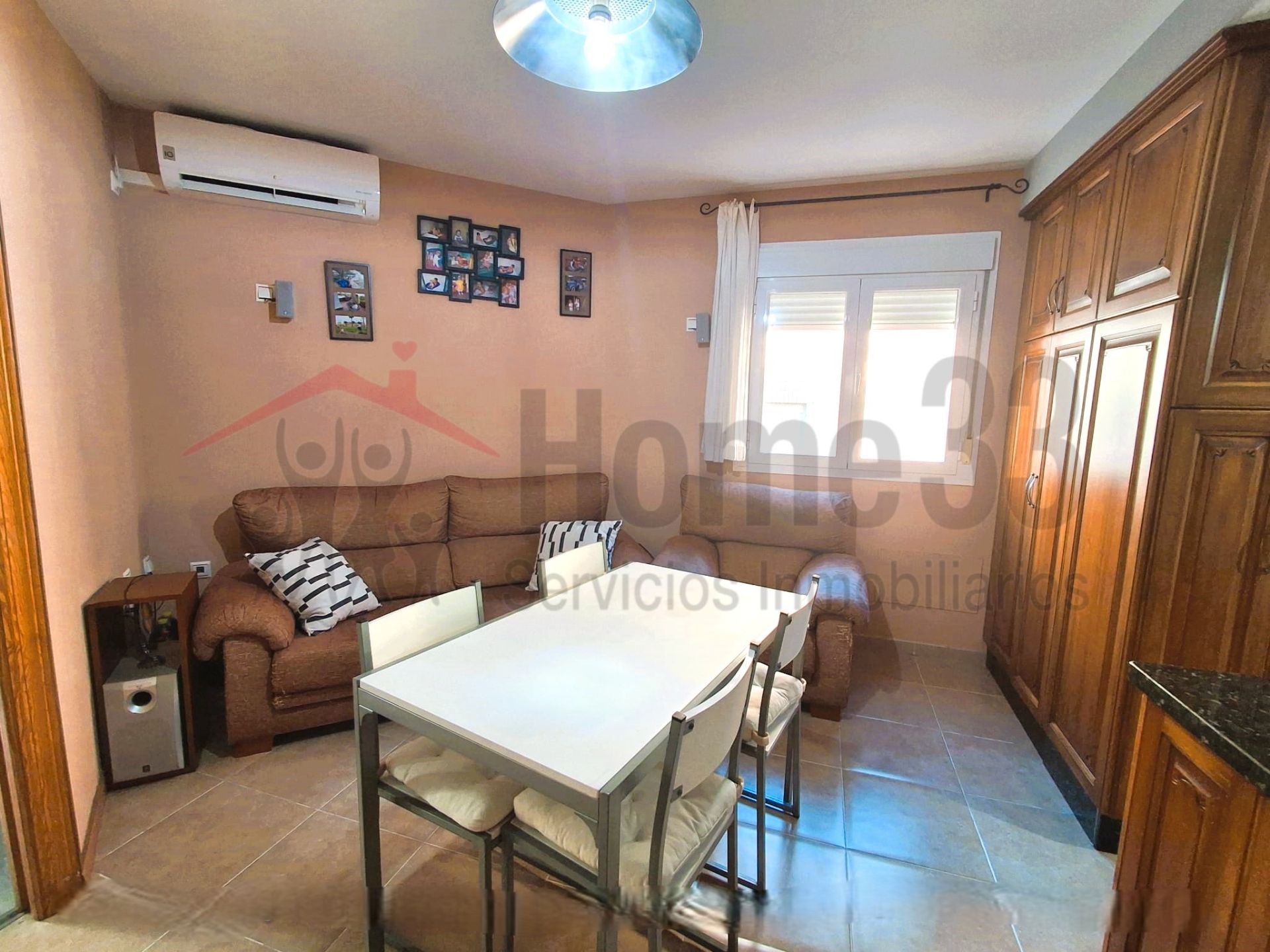 Sala d'estar de Pis en venda en El Ejido amb Aire condicionat, Moblat i Forn