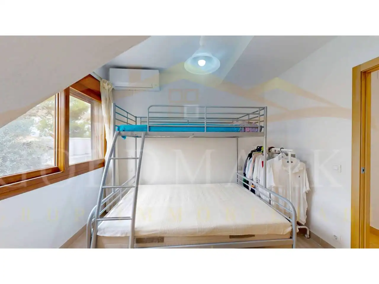 Habitación de Casa o chalet en venta en El Vendrell con Aire acondicionado, Calefacción y Jardín privado