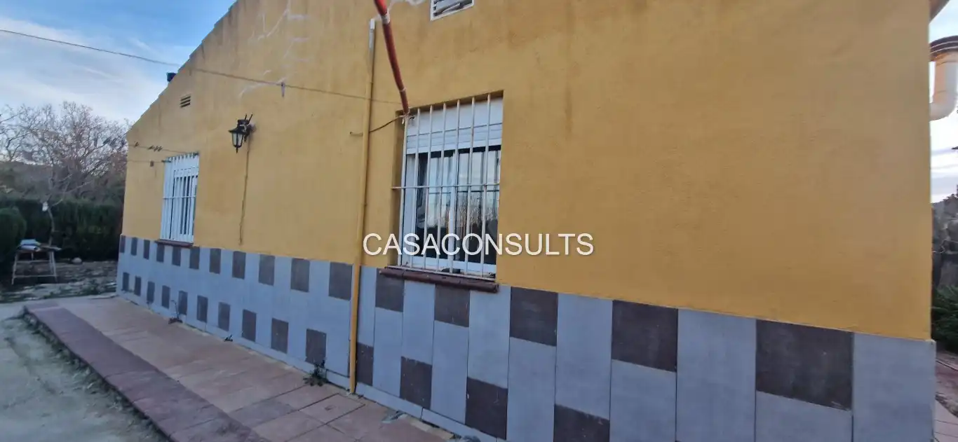 Vista exterior de Finca rústica en venda en Vilafamés amb Jardí privat, Terrassa i Traster