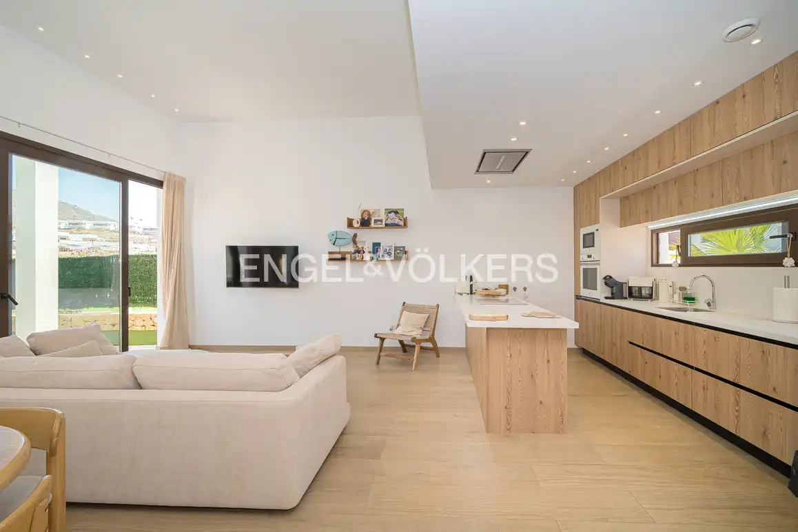 Chalet con piscina en venta en Carrer d'Equador 8, imagen 9