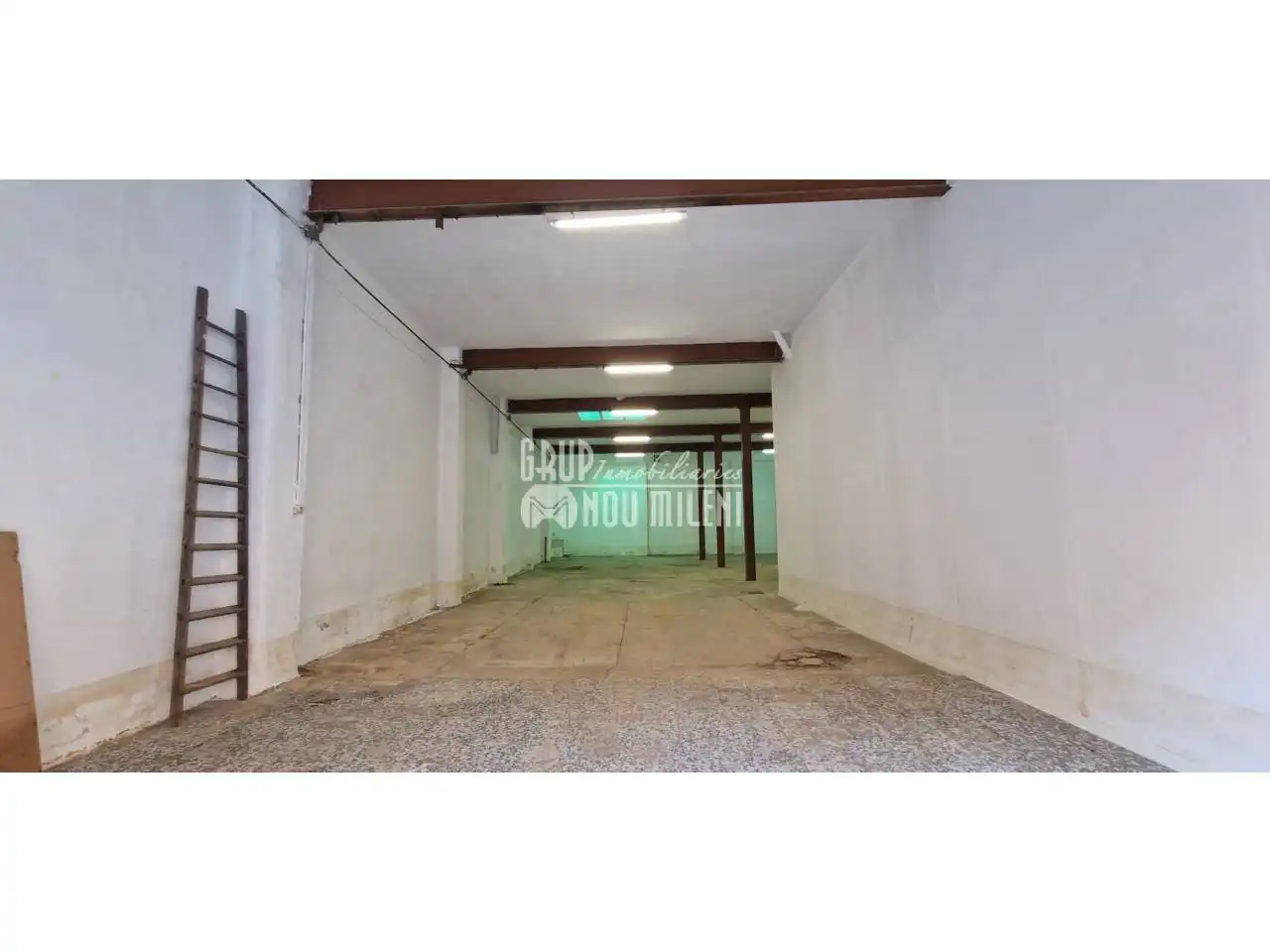 Local de alquiler en Benetússer con Terraza y Amueblado