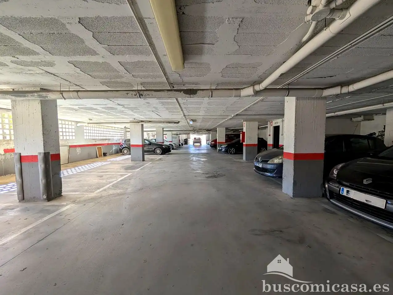 Parking de Planta baja en venta en Algarrobo con Jardín privado, Terraza y Amueblado