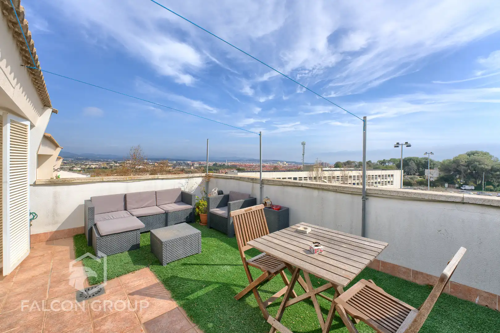 Terrassa de Casa o xalet en venda en Vilanova i la Geltrú amb Terrassa, Moblat i Balcó