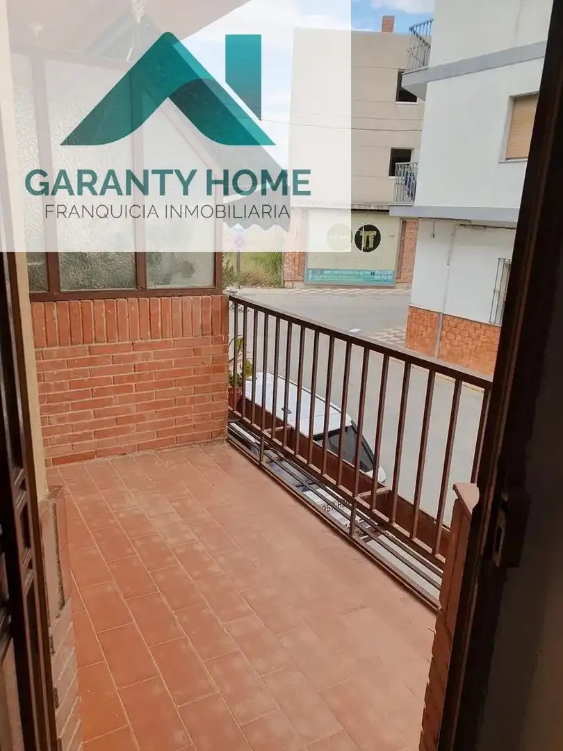 Vista exterior de Piso en venta en Torredonjimeno con Balcón
