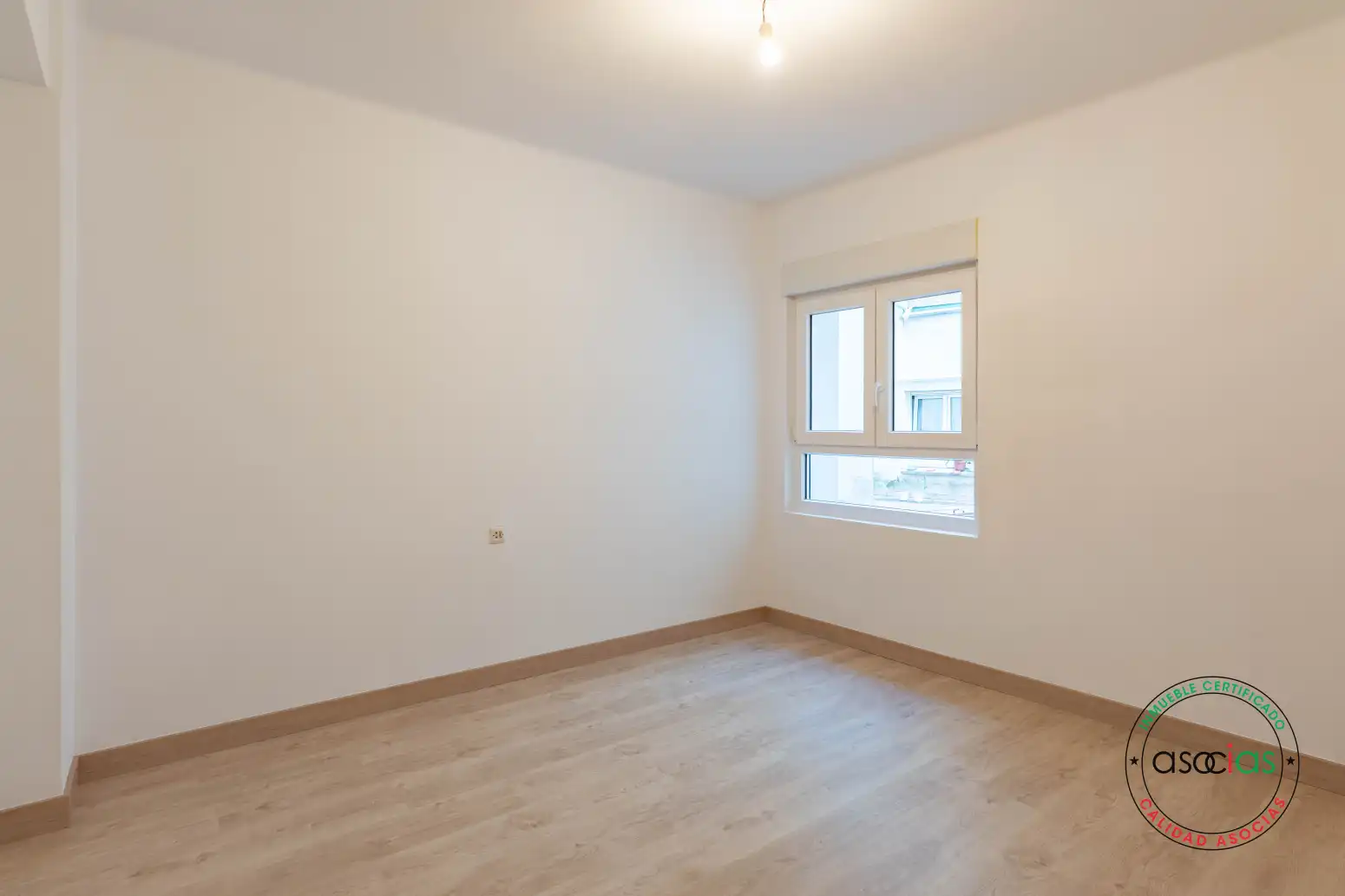 Habitación de Piso en venta en Gijón  con Calefacción