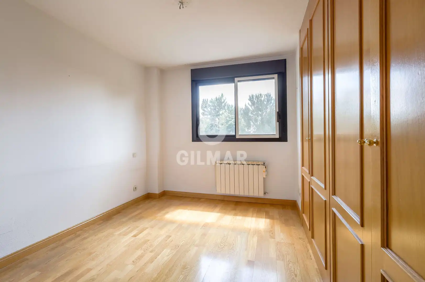 Bedroom of Flat for sale in Madrid  with Heating, Private garden and Storage room