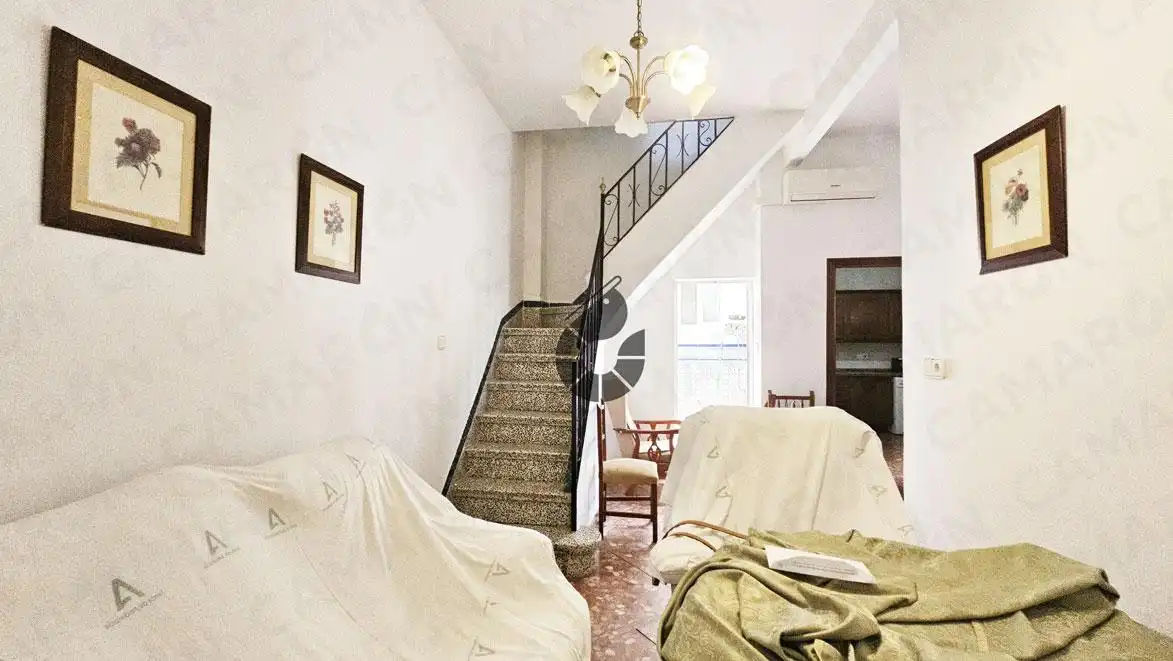 Casa adosada en venta en De Andalucia