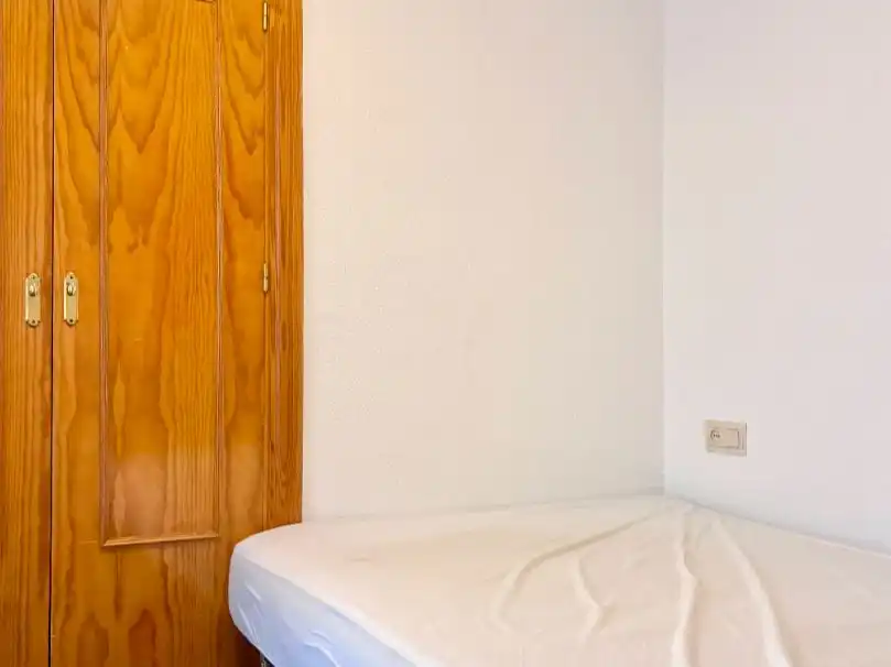 Schlafzimmer von Wohnung zum Verkauf in  Granada Capital