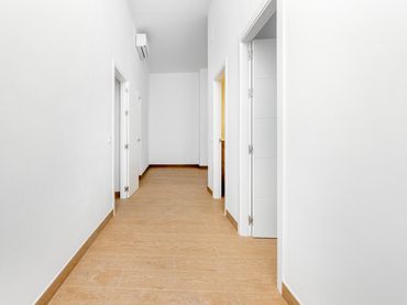 Neubau-Wohnung mit Aufzug zum Verkauf in Calle San Agustín 13