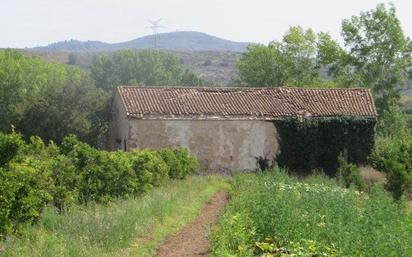 Country house for sale in Soneja