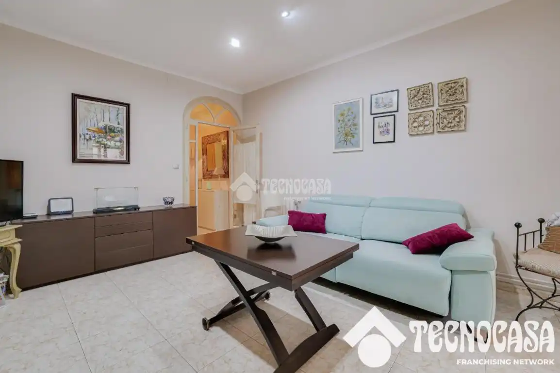 Piso en venta en Centre - Nucli Antic