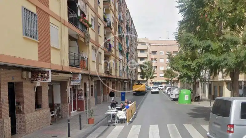Vista exterior de Planta baja en venta en Torrent