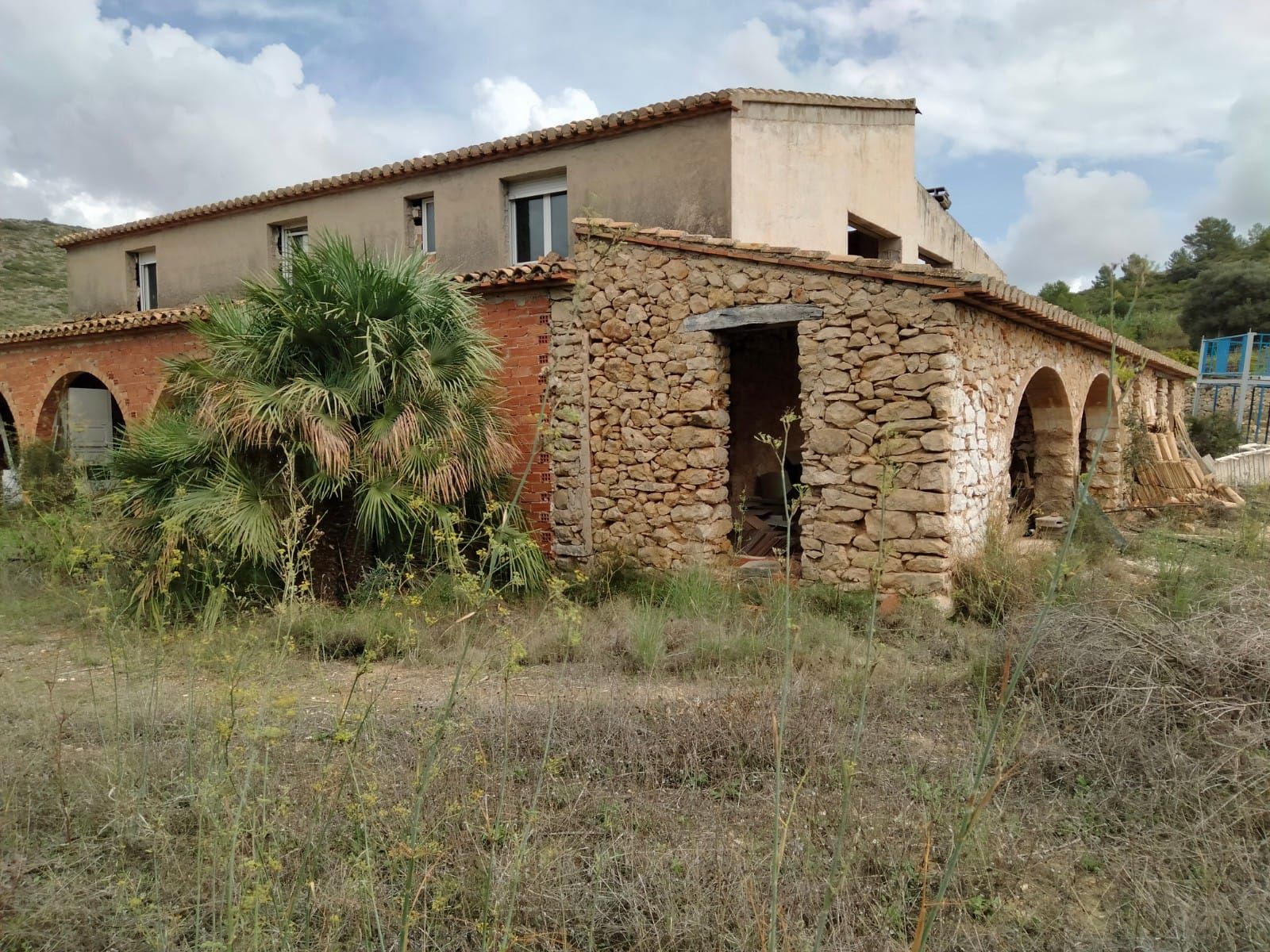 Vista exterior de Finca rústica en venda en Senija amb Jardí privat, Terrassa i Traster