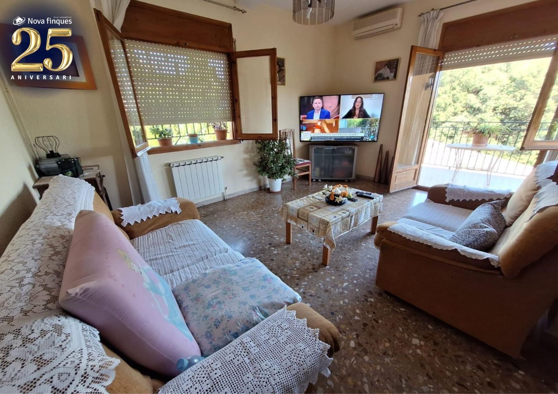 Living room of House or chalet for sale in Castellar del Vallès  with Air Conditioner, Heating and Private garden