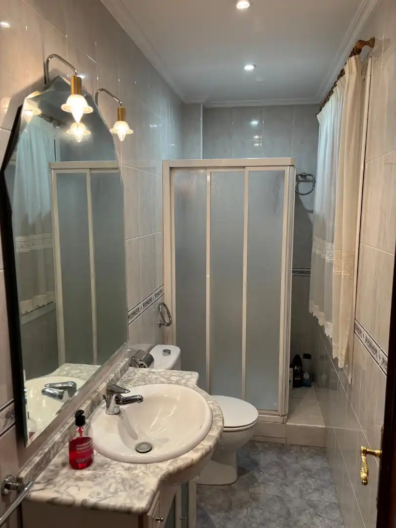 Baño de Piso en venta en Alegia con Calefacción y Amueblado