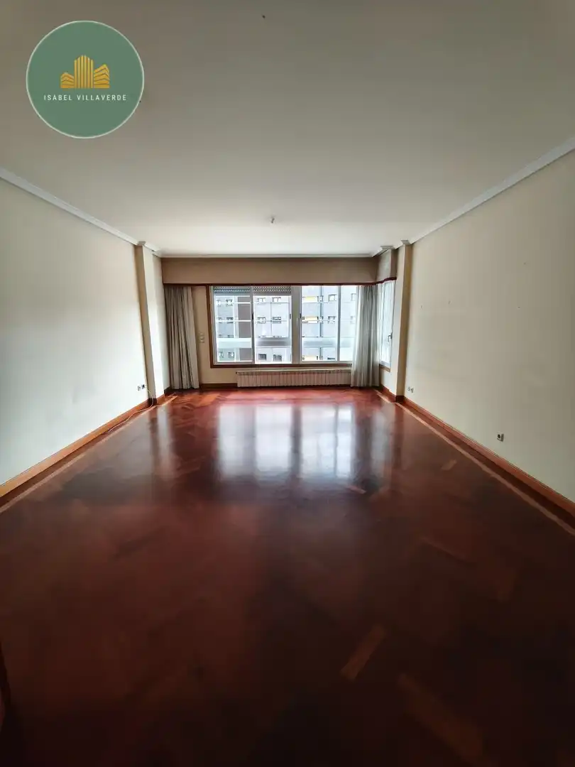 Wohnung zur Miete in FERNANDEZ LATORRE, Cuatro Caminos - Plaza de la Cubela