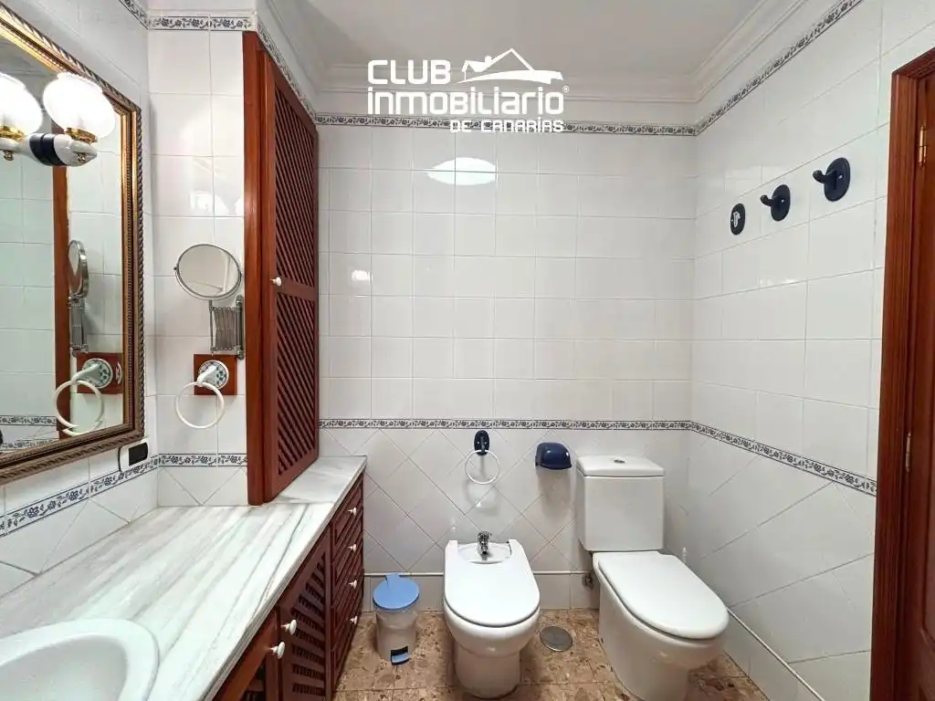 Bathroom of Flat for rent in Santa Cruz de Tenerife  with Terrace