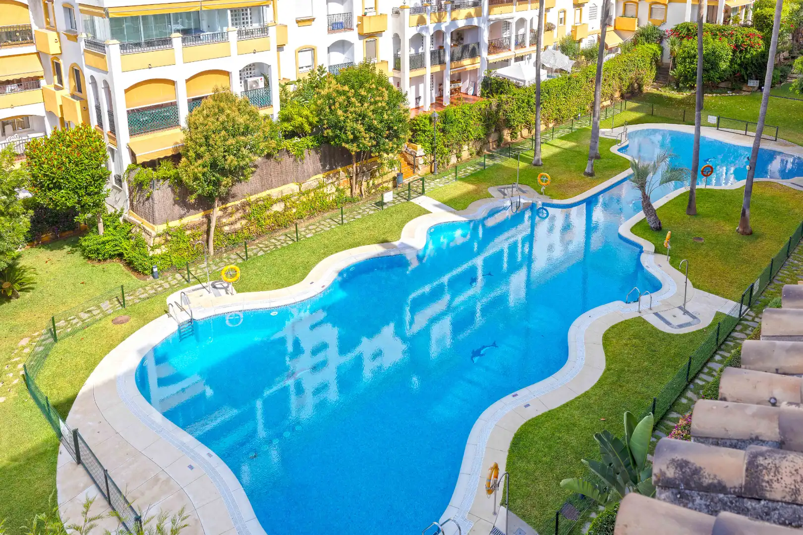 Piscina de Àtic en venda en Marbella amb Aire condicionat, Calefacció i Terrassa