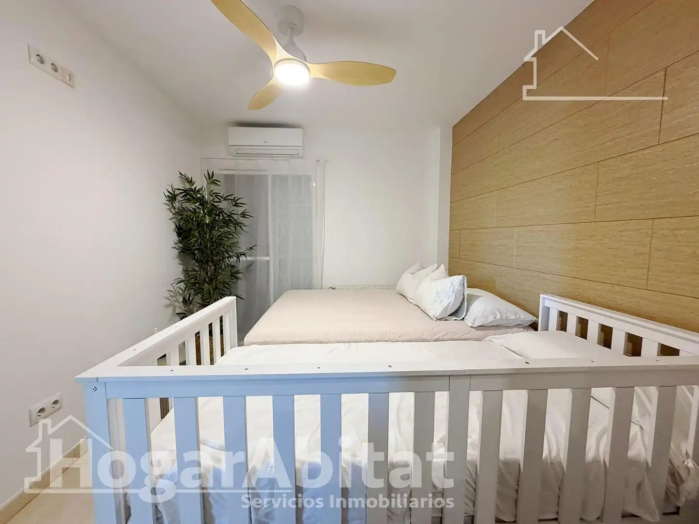 Bedroom of Houses for sale in Moncada  with Air Conditioner, Heating and Private garden