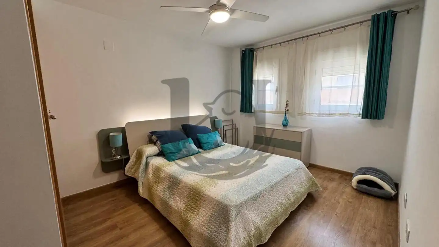 Bedroom of Attic for sale in Silla  with Air Conditioner, Heating and Terrace