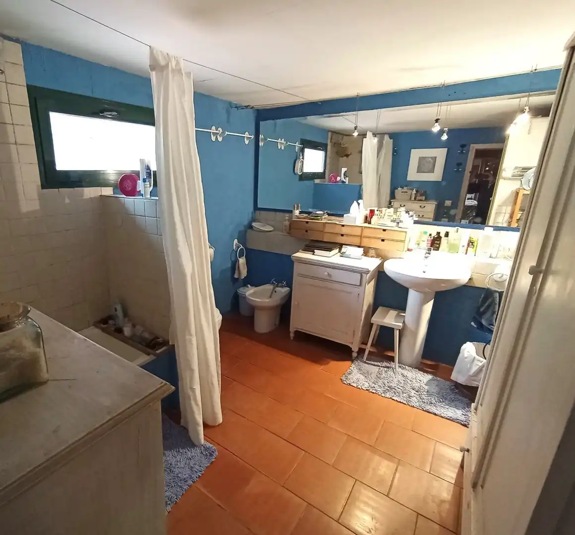 Bany de Finca rústica en venda en Sant Cebrià de Vallalta amb Jardí privat, Terrassa i Piscina comunitària