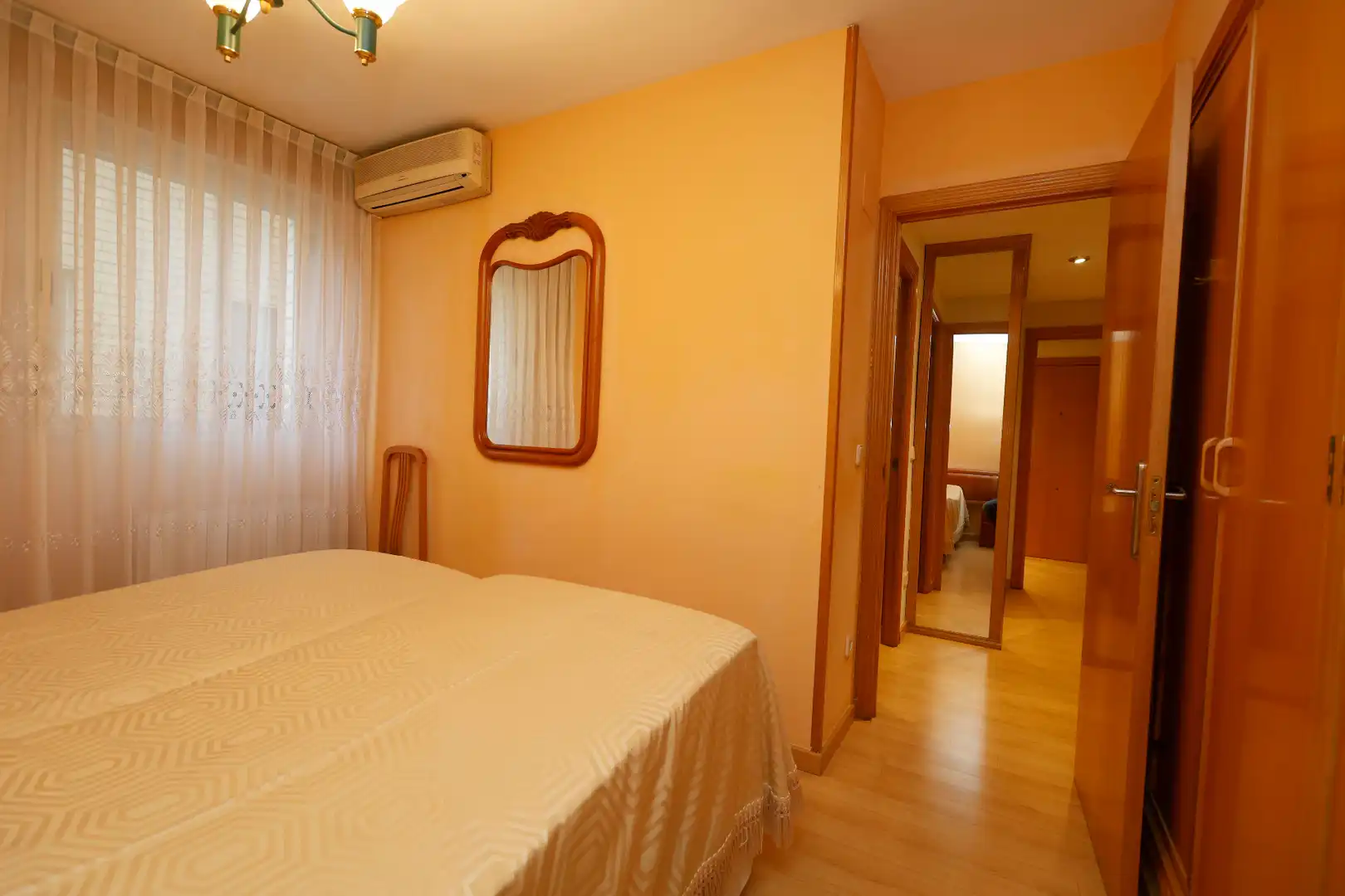 Bedroom of Flat for sale in Delicias