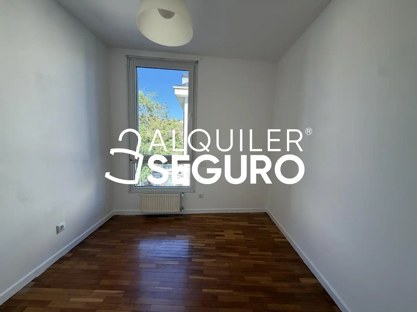 Bedroom of Attic for rent in Torrelodones  with Air Conditioner, Heating and Terrace