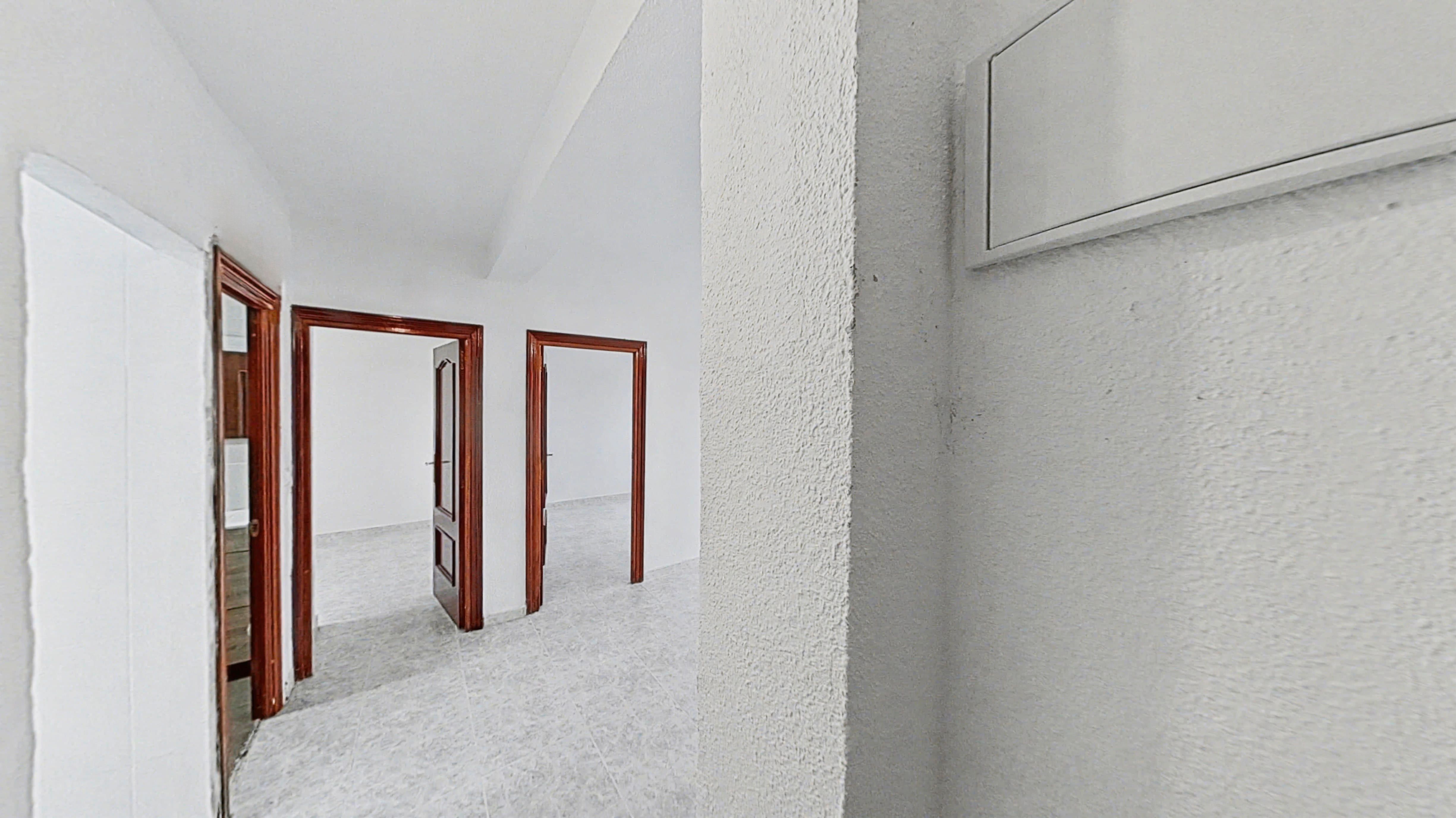 Flat for rent in  Madrid Capital  with Air Conditioner, Oven and Pets allowed